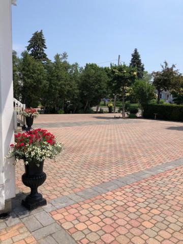 Casa Blanca Boutique Bed & Breakfast Niagara-on-the-Lake Exterior foto